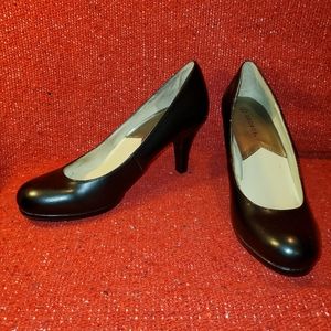 George black faux leather stiletto pumps